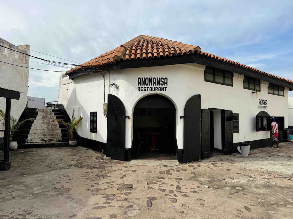 Anomansa Restaurant